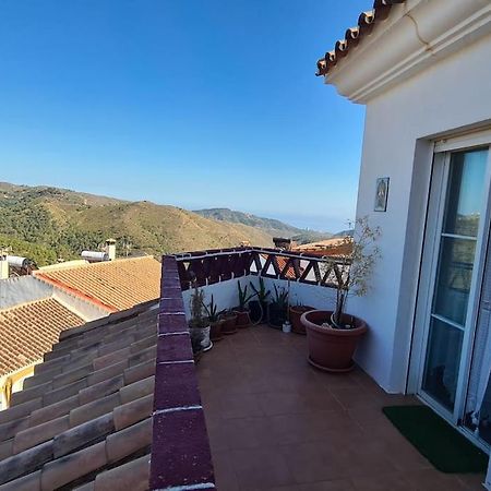 Atico Con Vistas Mar Y Montana Apartment Ojen Luaran gambar