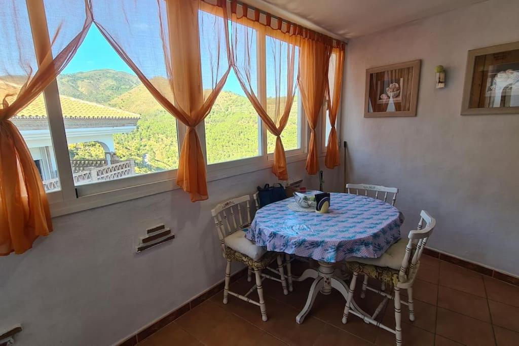 Atico Con Vistas Mar Y Montana Apartment Ojen Luaran gambar