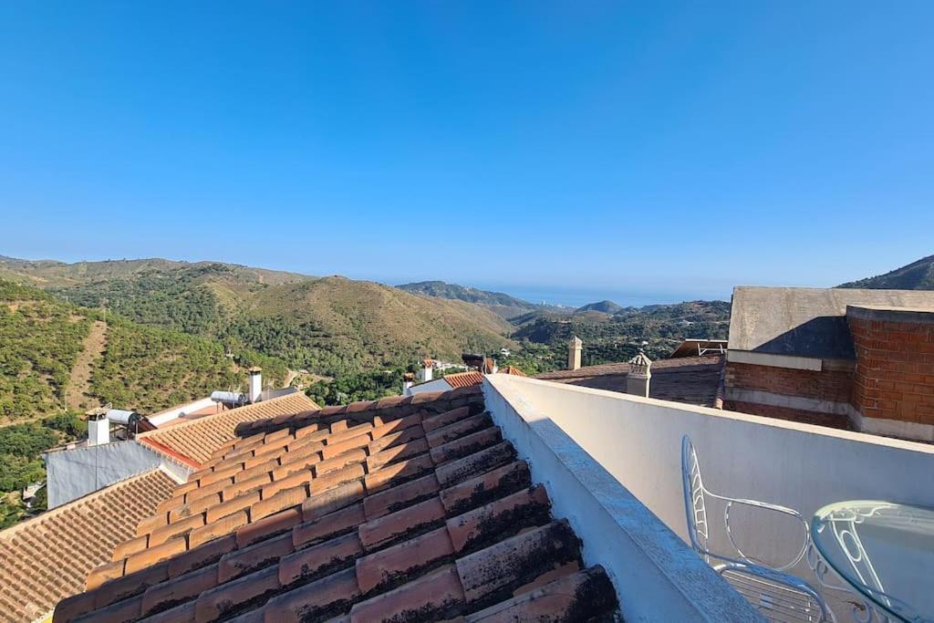 Atico Con Vistas Mar Y Montana Apartment Ojen Luaran gambar